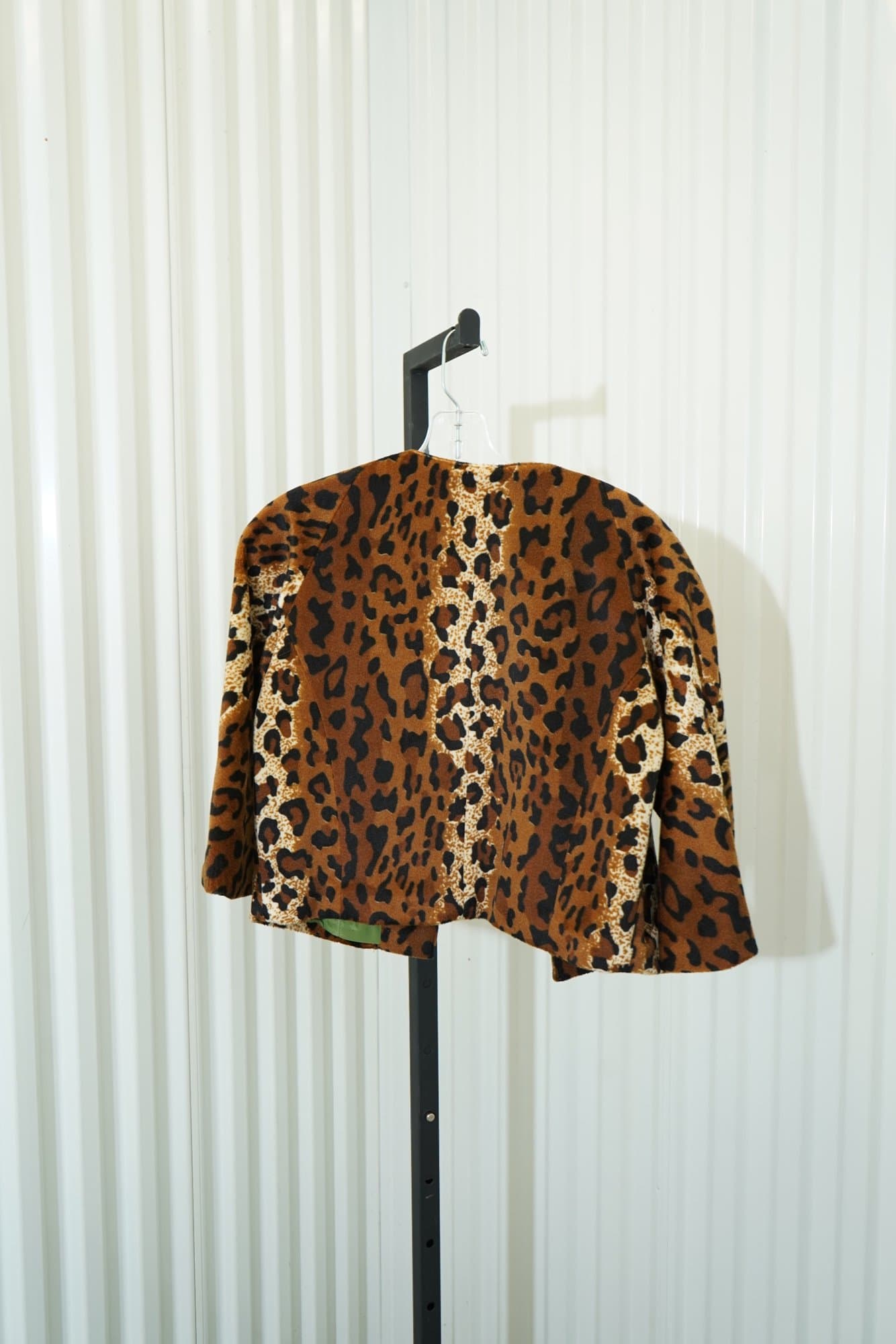90s Central Falls Leopard Faux Fur Crop Jacket