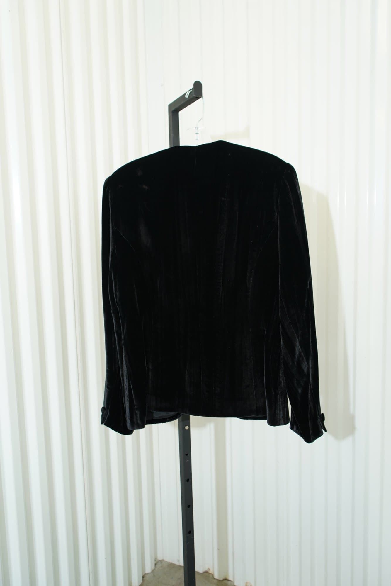 80s Sanda Roth Ciao Sport Black Crushed Velvet Collareless Jacket Deep V Open F…