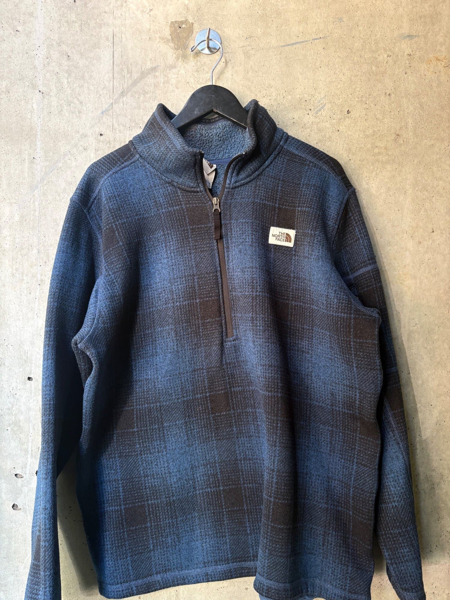 north face 2010s-2020s blue plaid northface 1/4 zip