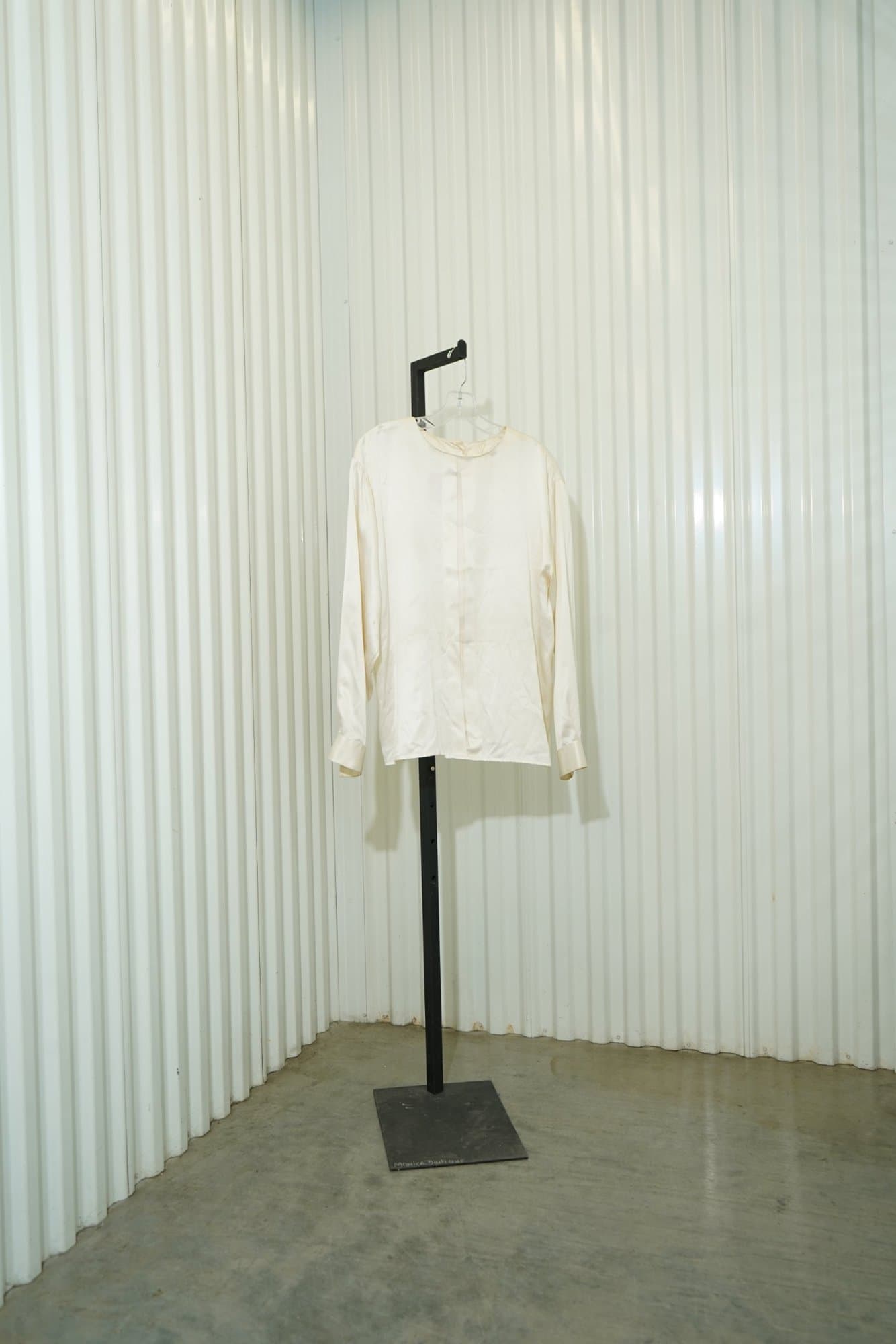1980's Renzo Realli Ivory Pleated Silk Front Long Sleeve Blouse