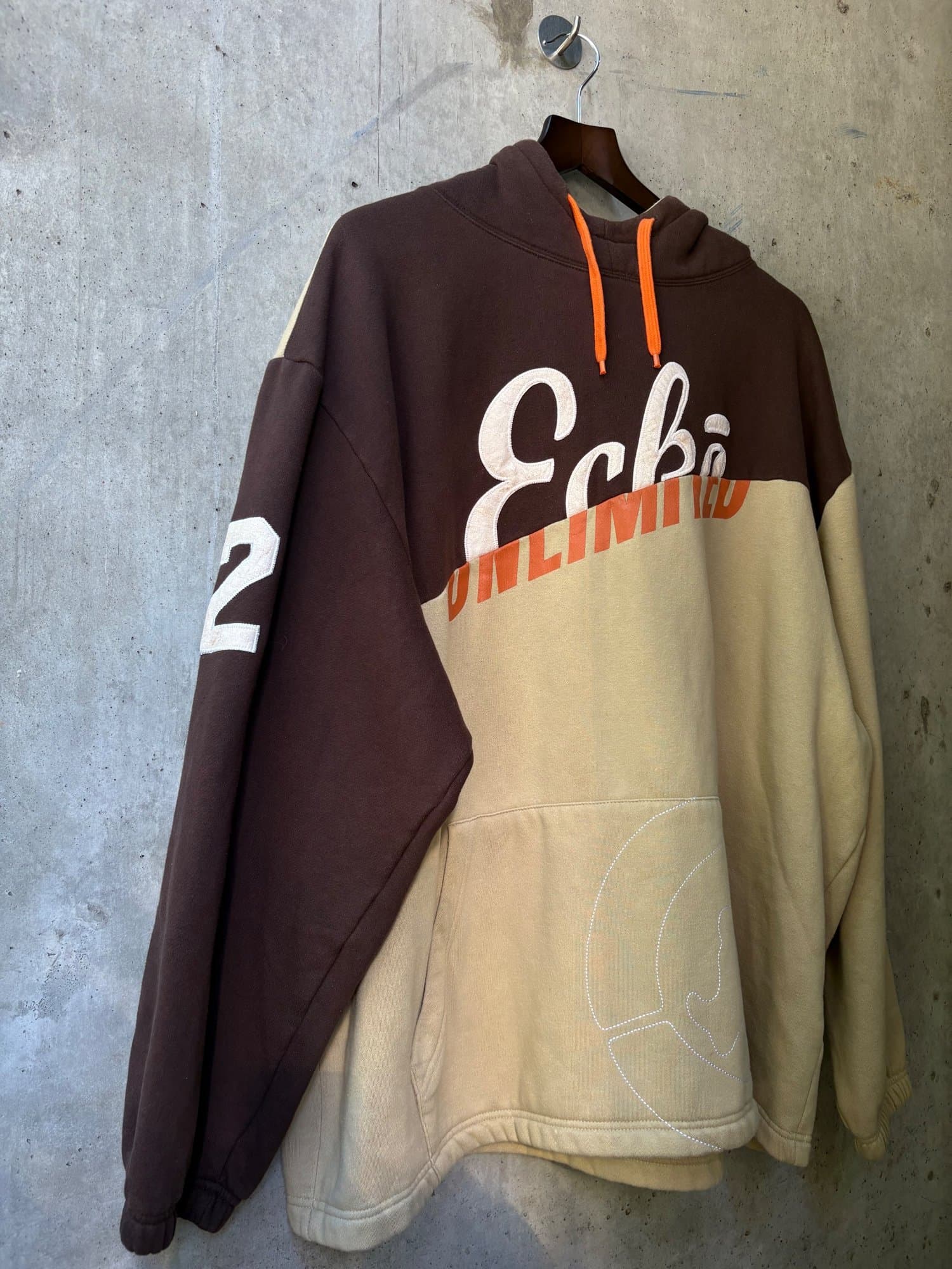 Ecko unload Y2K / early 2000s Brown/tan ecko hoodie