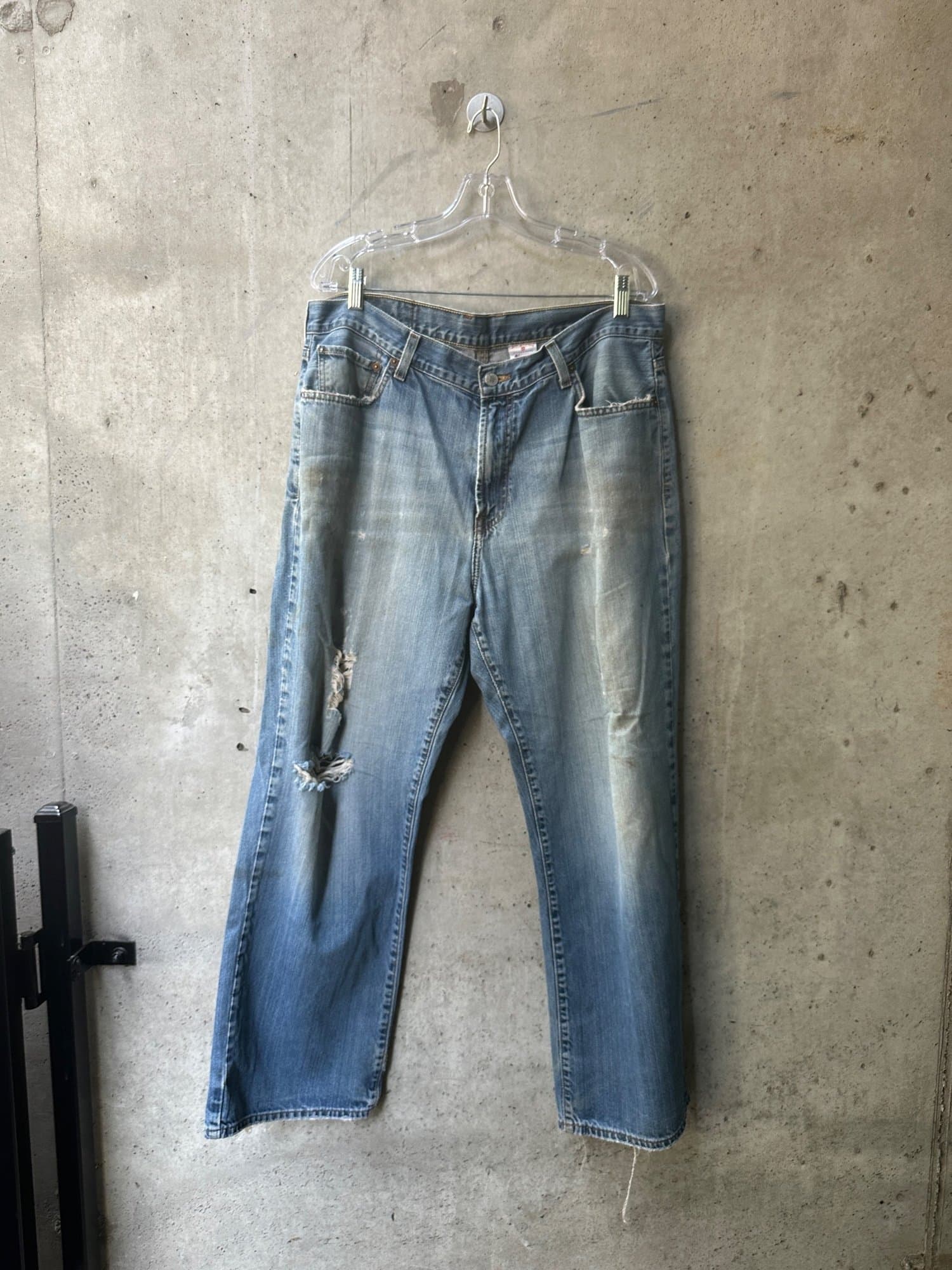 2000s Lucky Distressed Lucky Jeans