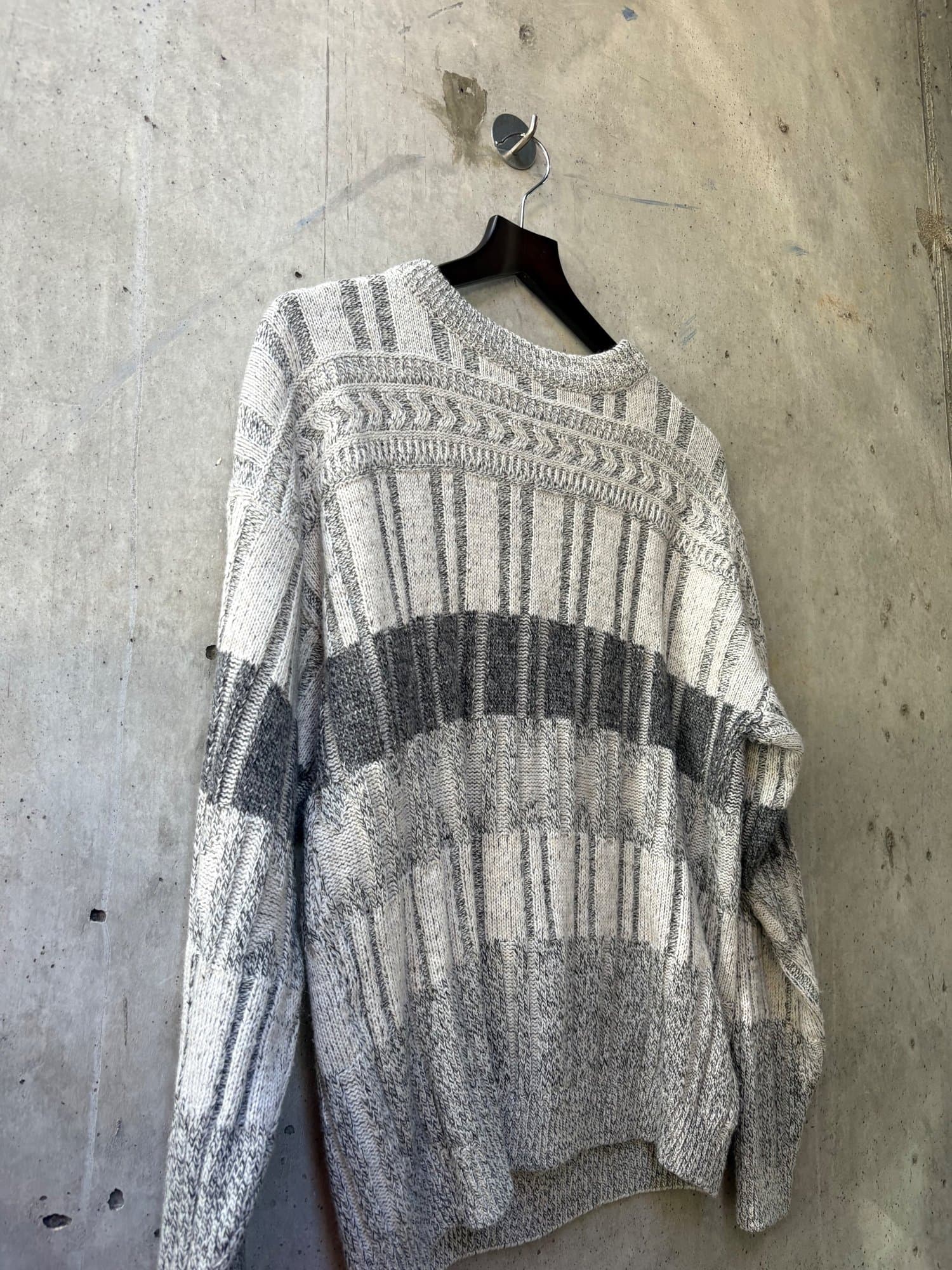 iceland 1990s grey italian 3d knit sweater