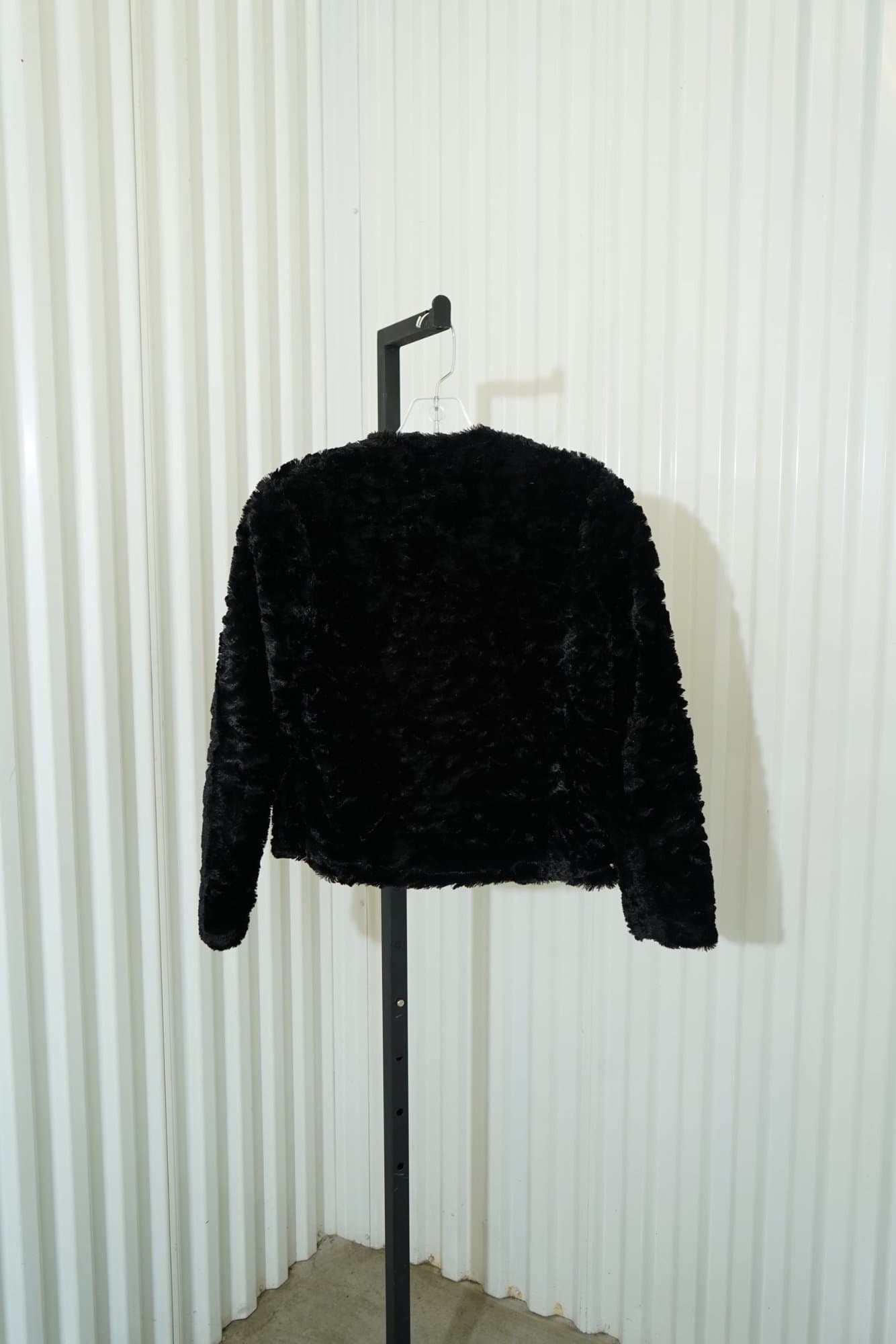 1990s Un Deux Trois collection Black Faux Fur Cropped Jacket