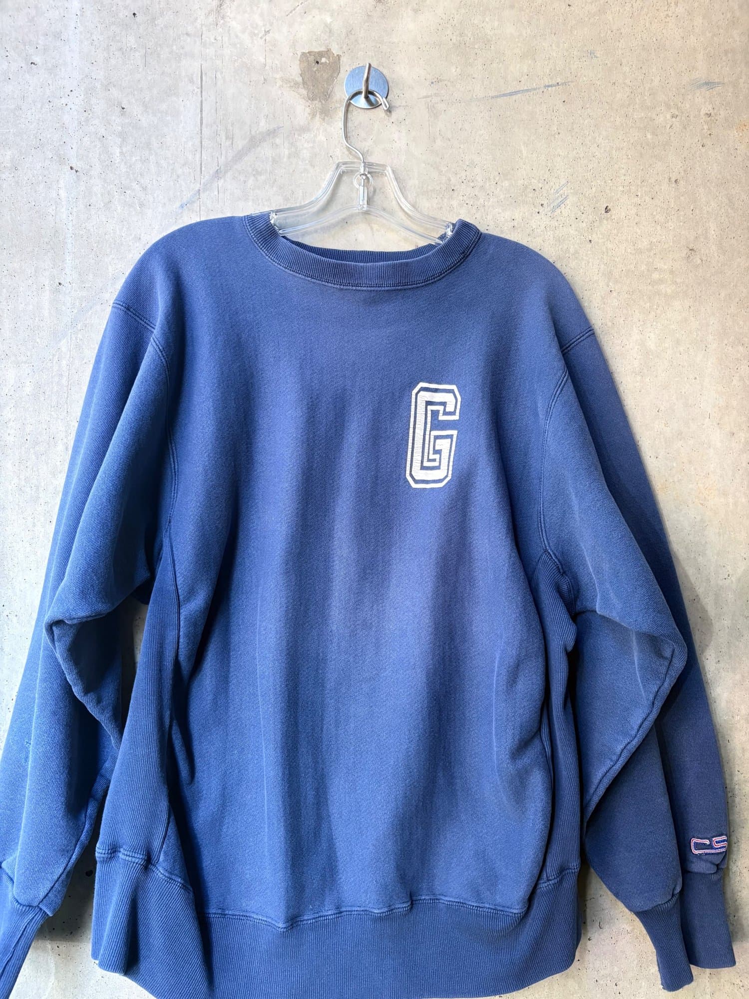 CS Y2K / early 2000s Blue Gordon college pullover