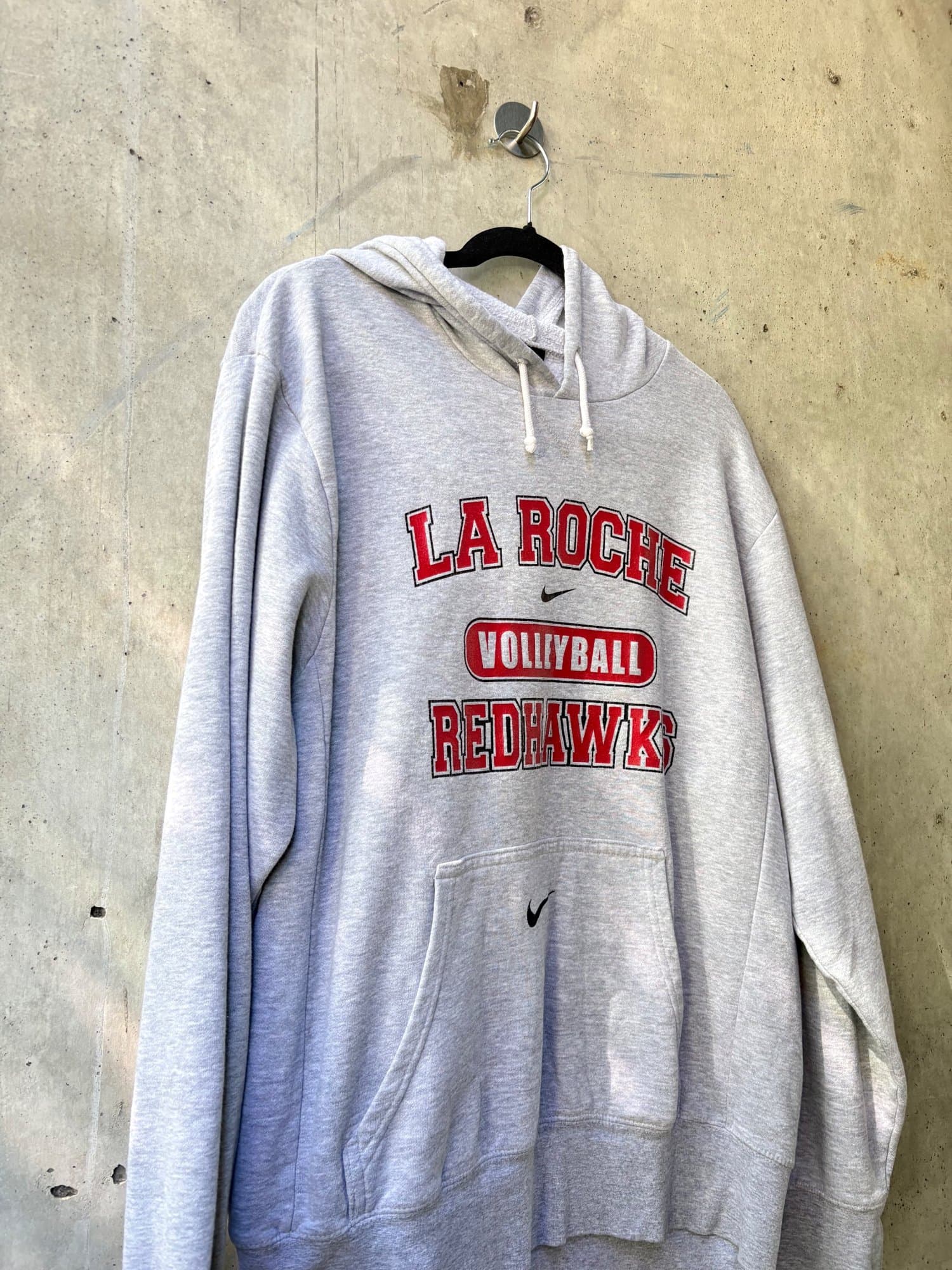 1990s-2010s La Roche Volleyball nike hoodie