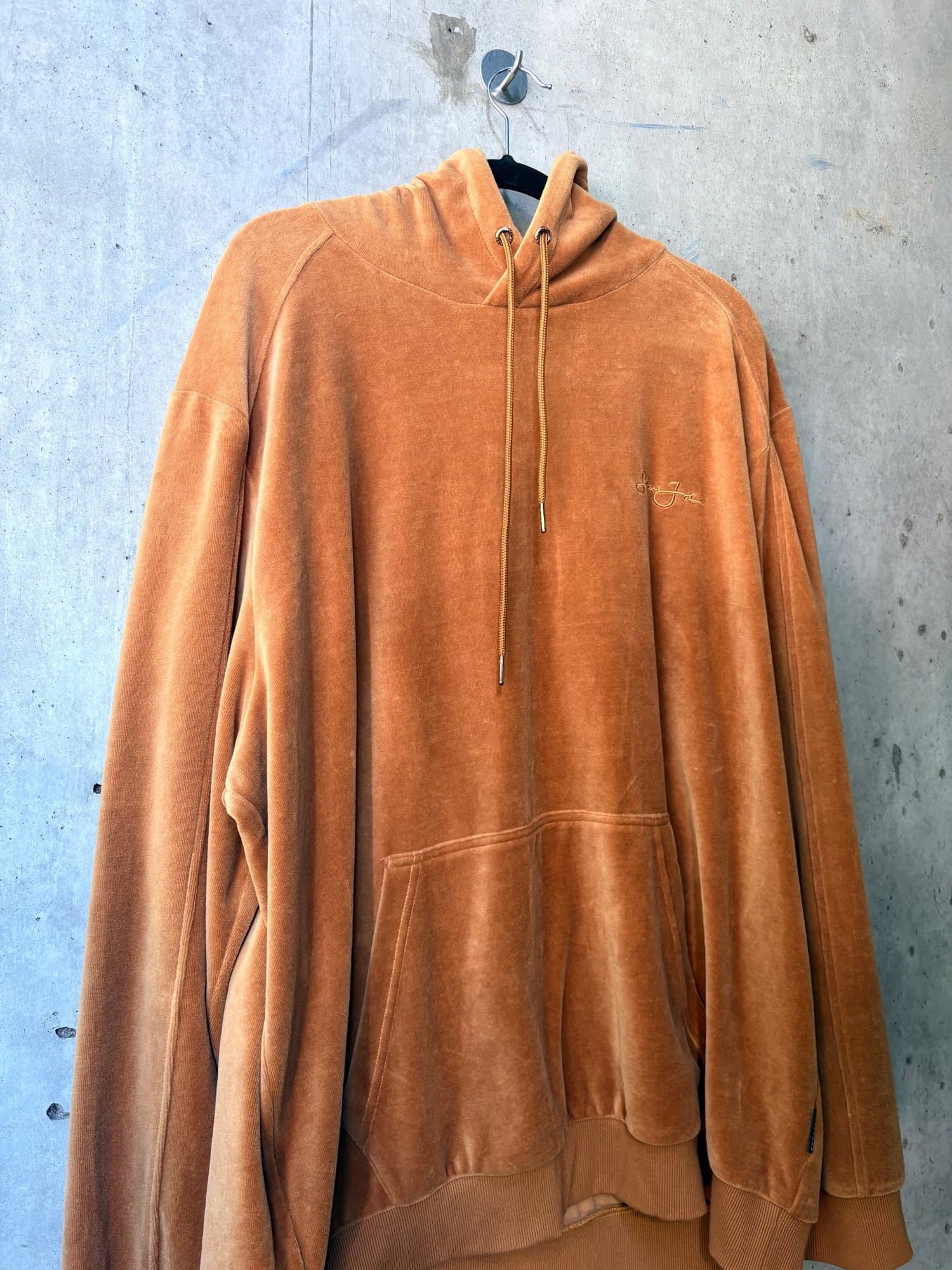 SeanJohn Y2K / early 2000s Tan velour seanjean hoodie