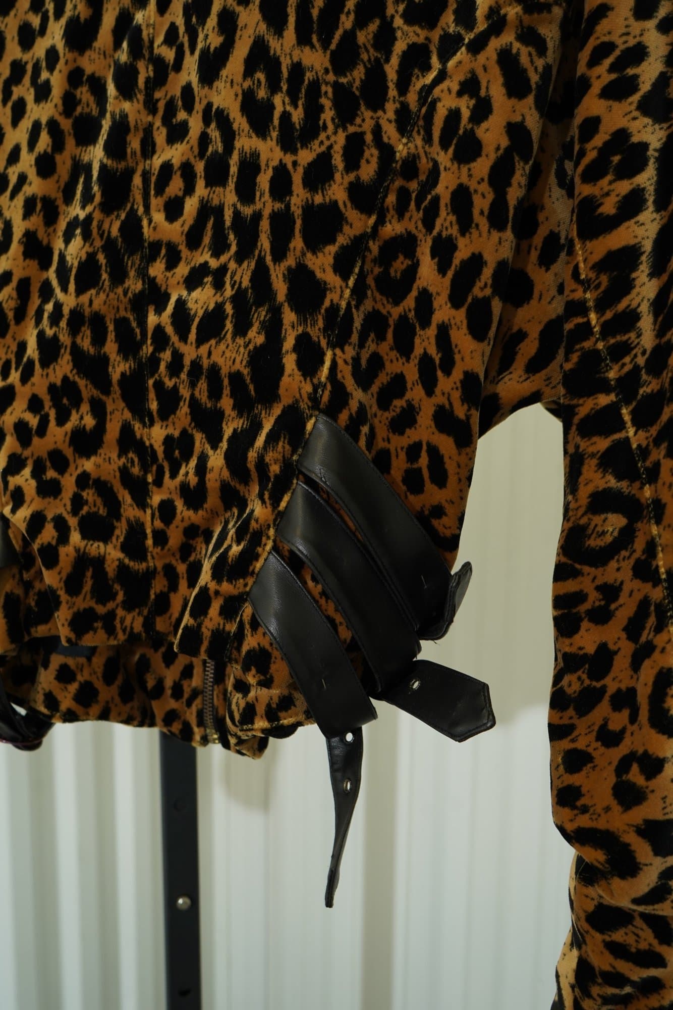 80s Nina K Leopard print tan/gold Motot Jacet with Leather Buckle Peplum