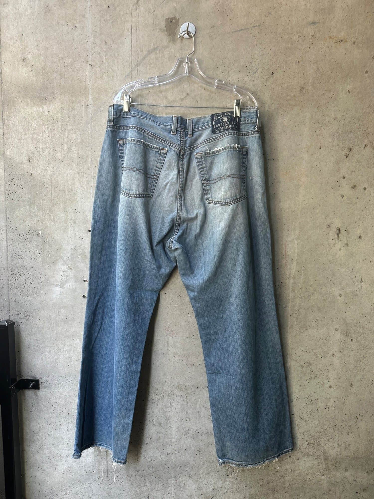 2000s Lucky Distressed Lucky Jeans
