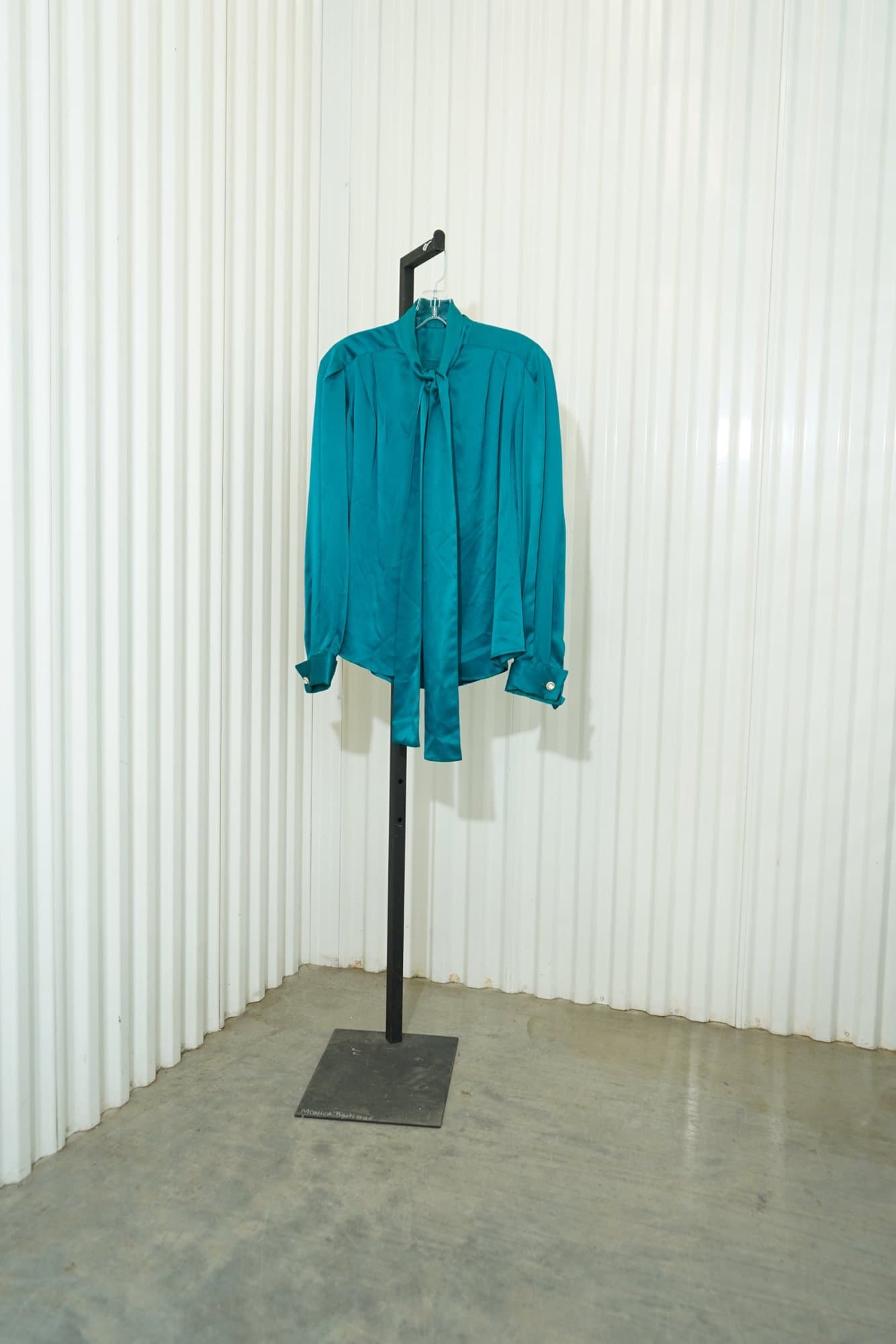 1970 Teal Silk Long Pleated Sleeve Tie Neck Button Down Blouse