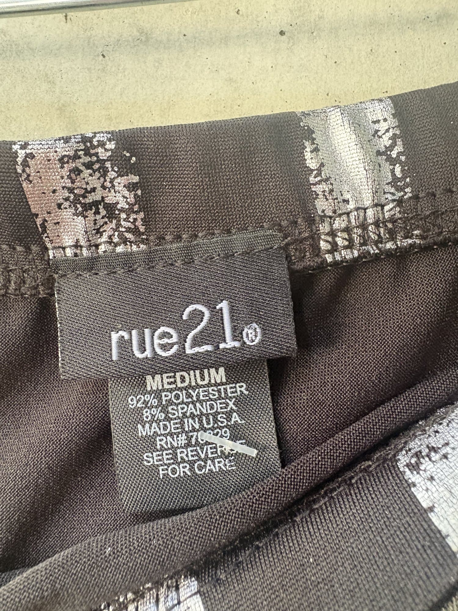 Y2K / early 2000s Rue 21 Metallic Striped Maxi Skirt